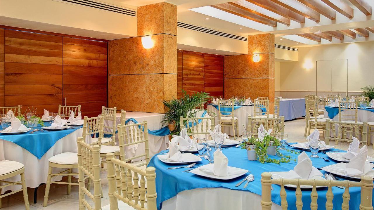 Fiesta Inn Villahermosa Cencali Zewnętrze zdjęcie