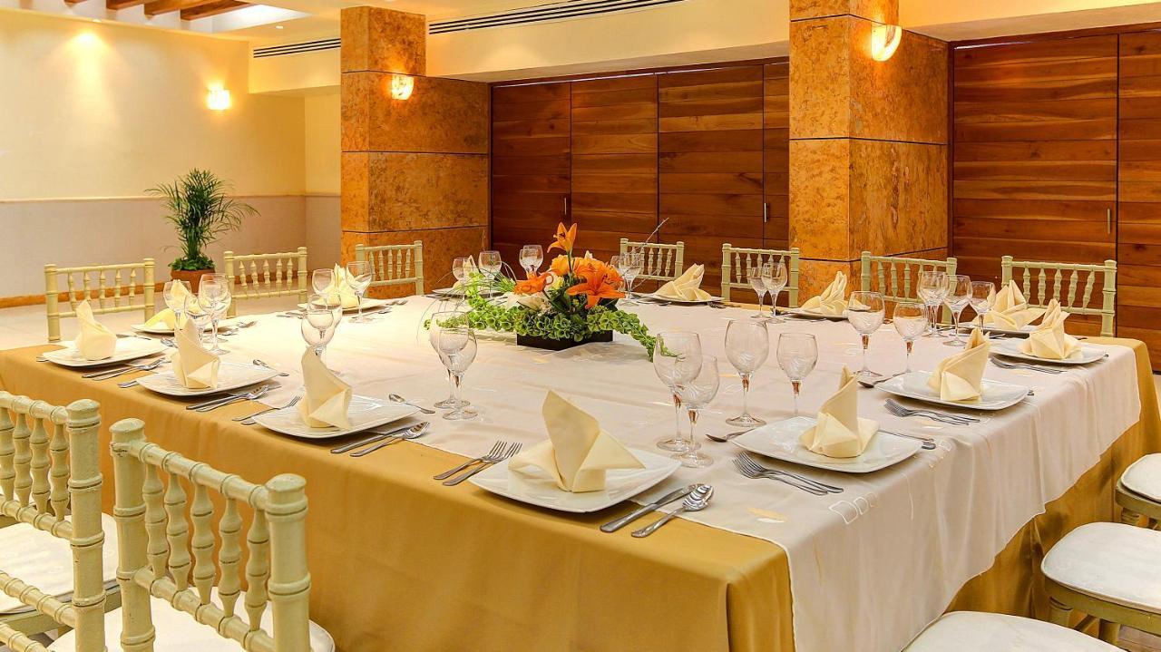 Fiesta Inn Villahermosa Cencali Zewnętrze zdjęcie