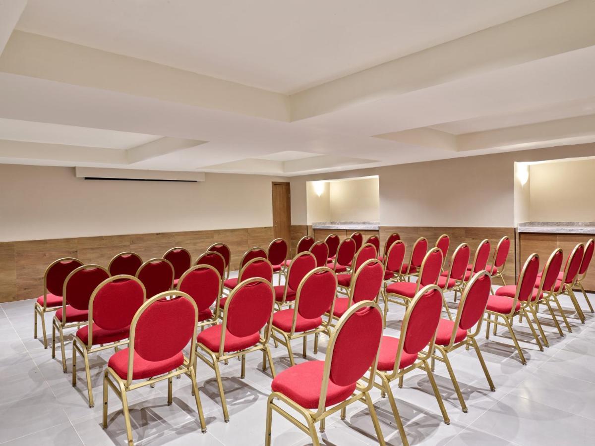 Fiesta Inn Villahermosa Cencali Zewnętrze zdjęcie