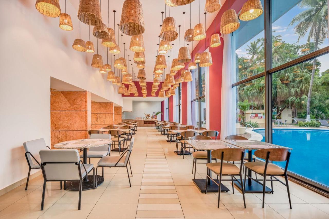 Fiesta Inn Villahermosa Cencali Zewnętrze zdjęcie